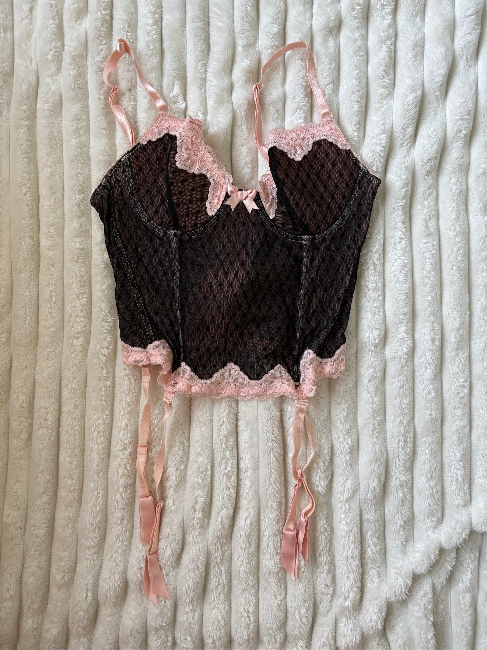 Bustier guêpière porte-jaretelles femme vintage